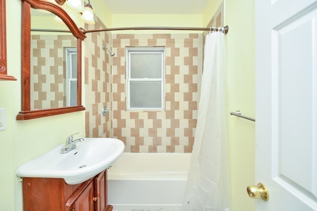 65 Hollander - Dorchester