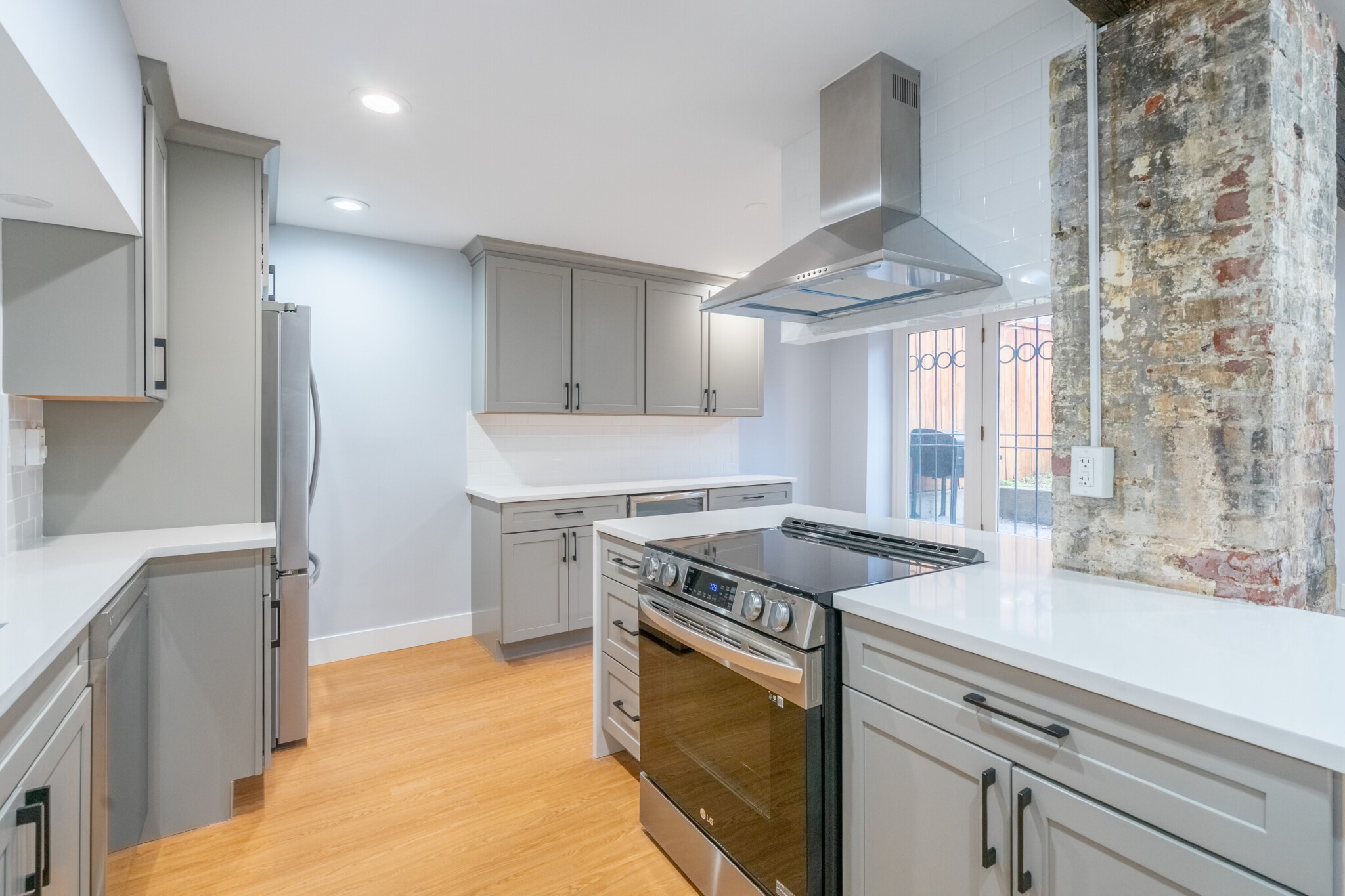 614 Columbus Ave. - South End