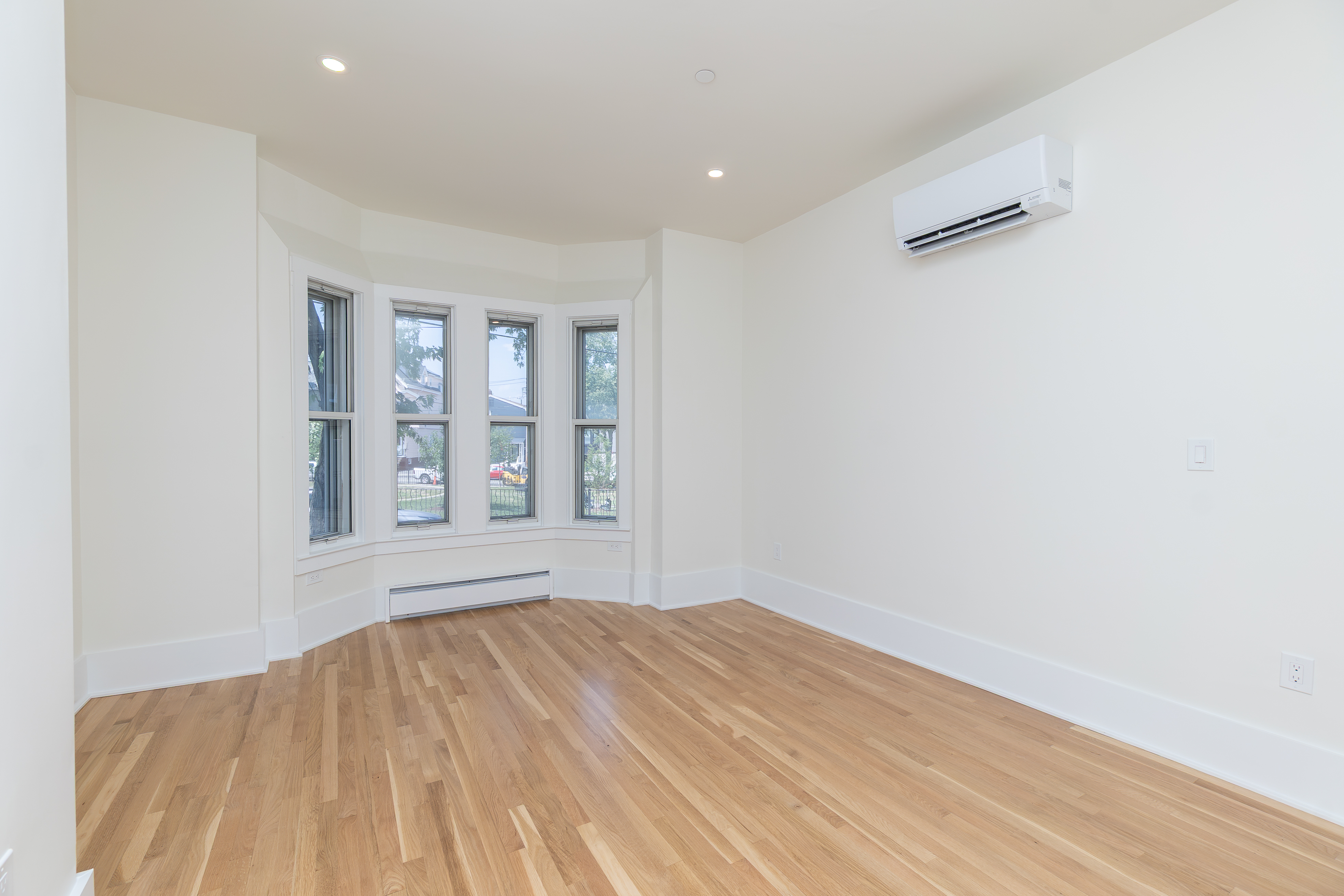219 Trenton - East Boston