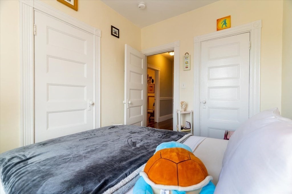 862 Huntington Ave. - Mission Hill