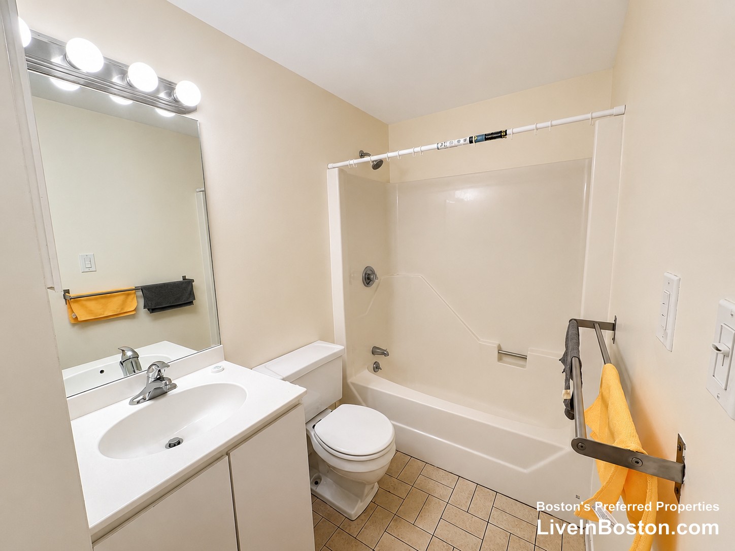 84 Gainsborough St. - Fenway