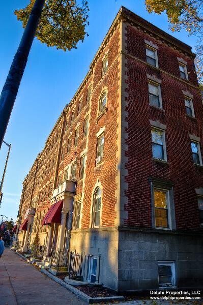 1610 Massachusetts Ave. - Harvard Square