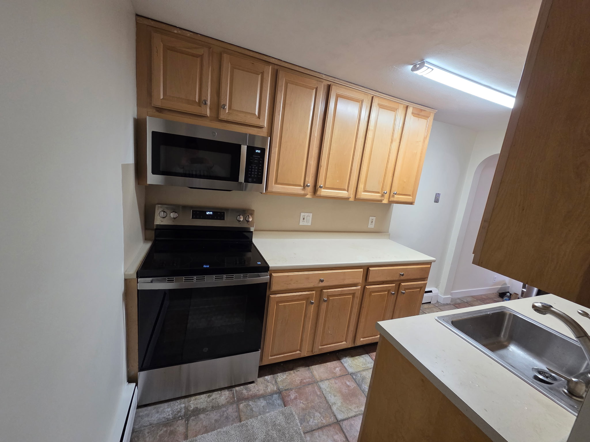 3 Lewis St. - North End