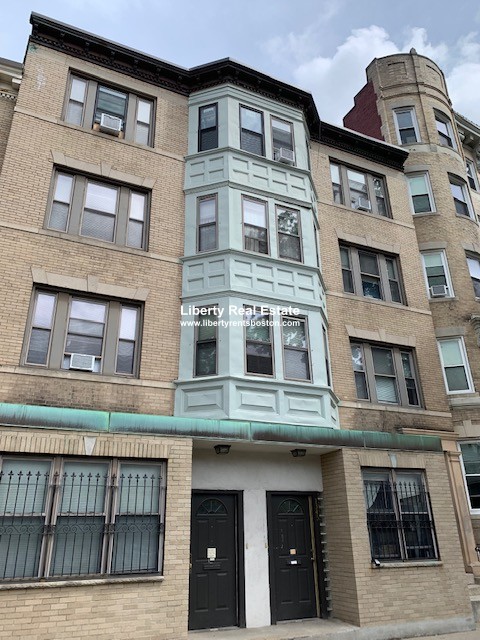 1343 Commonwealth - Allston