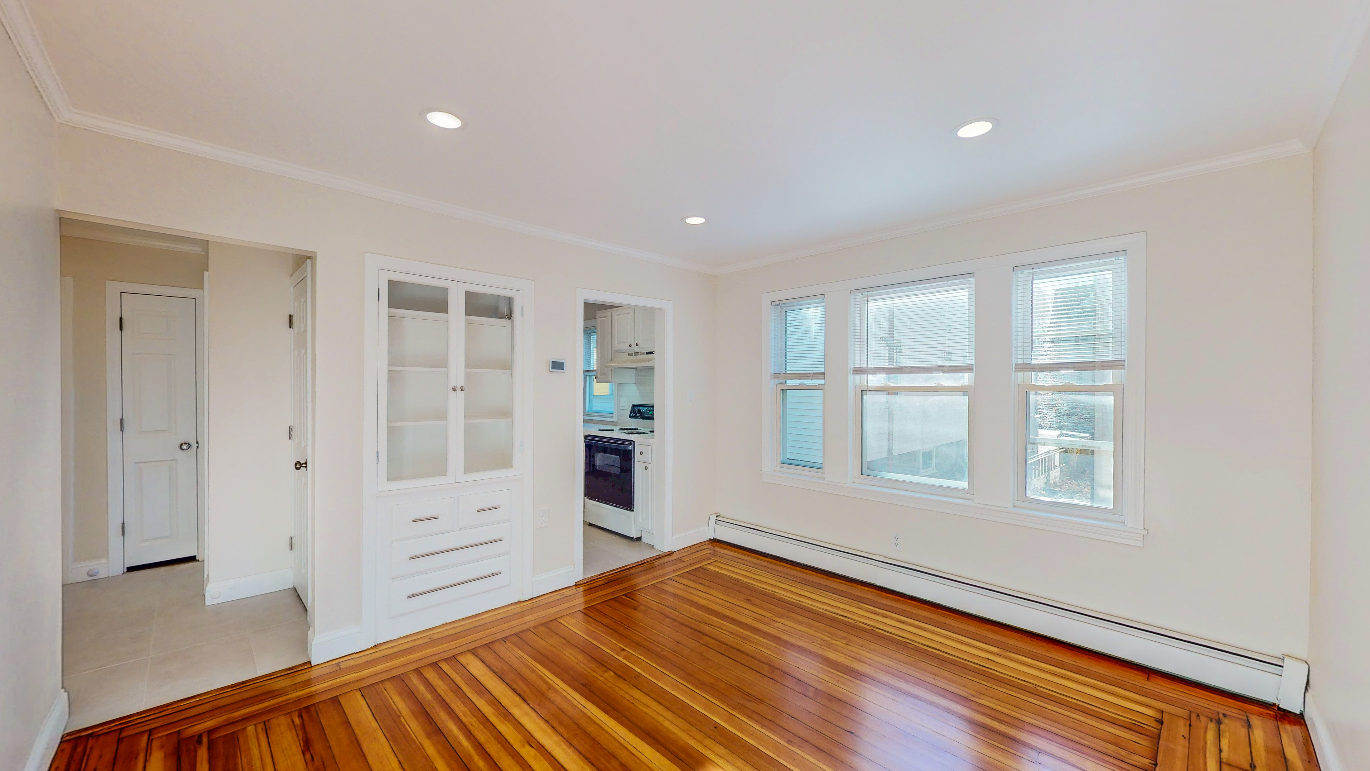 7 Smith St. - Medford