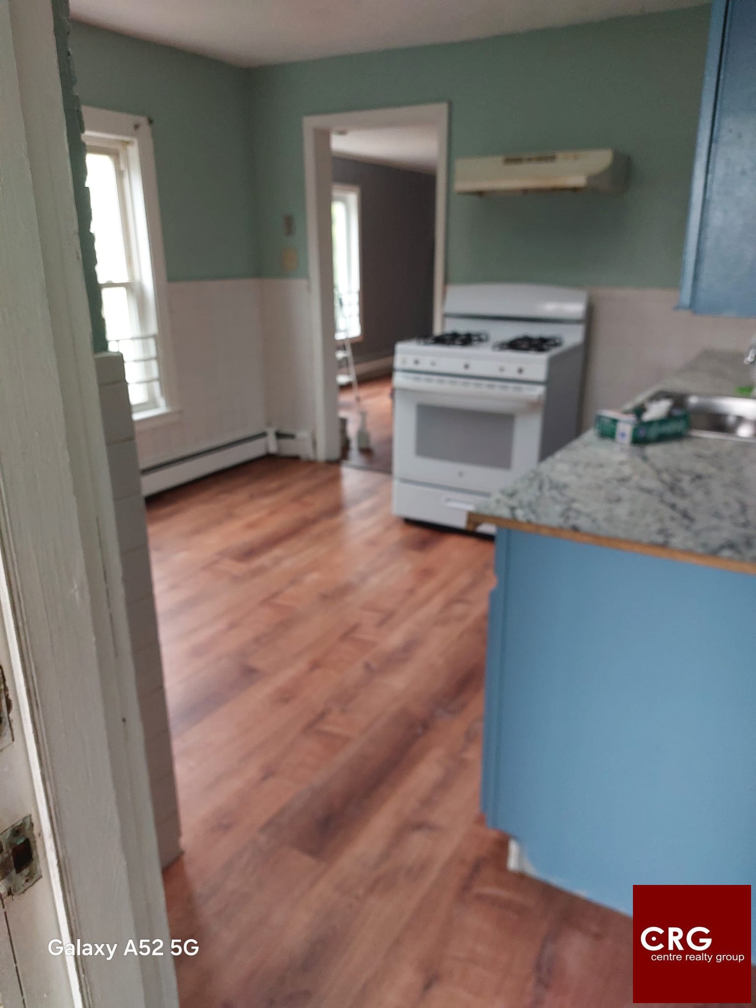31 Dell Ave. - Hyde Park