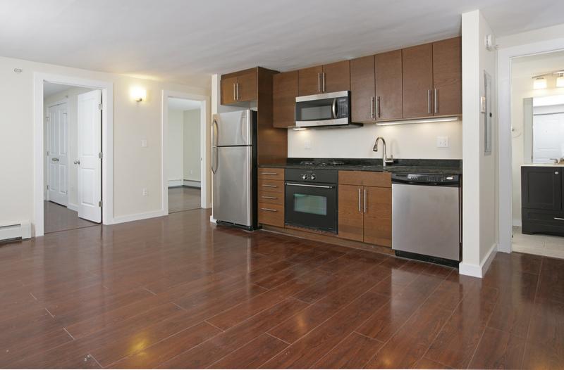 16 East Springfield - South End
