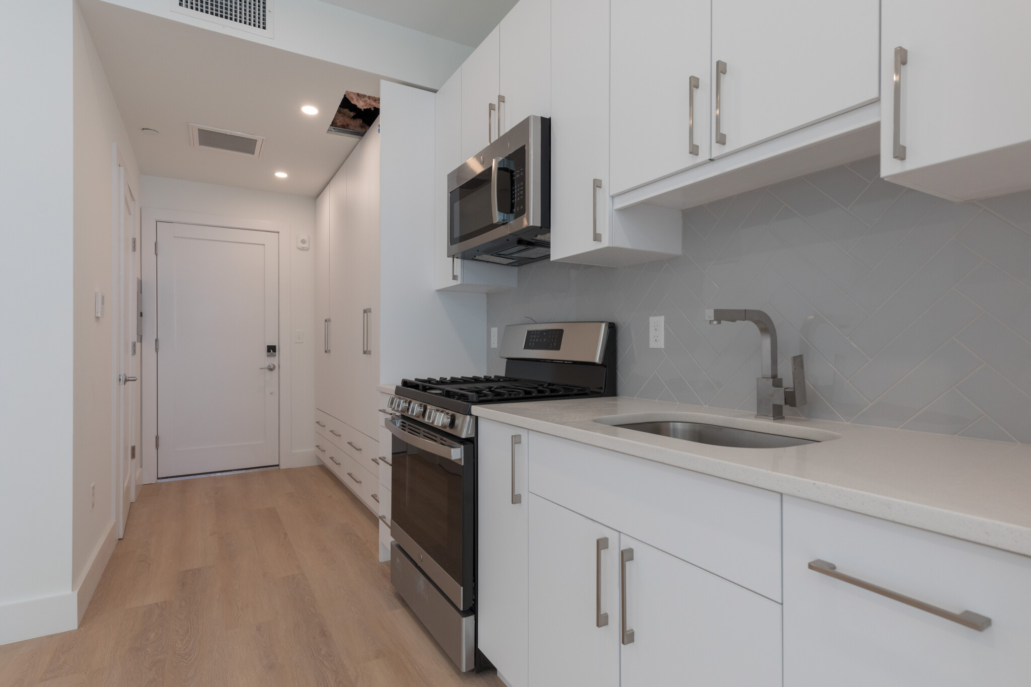 1127 Harrison Ave. - South End