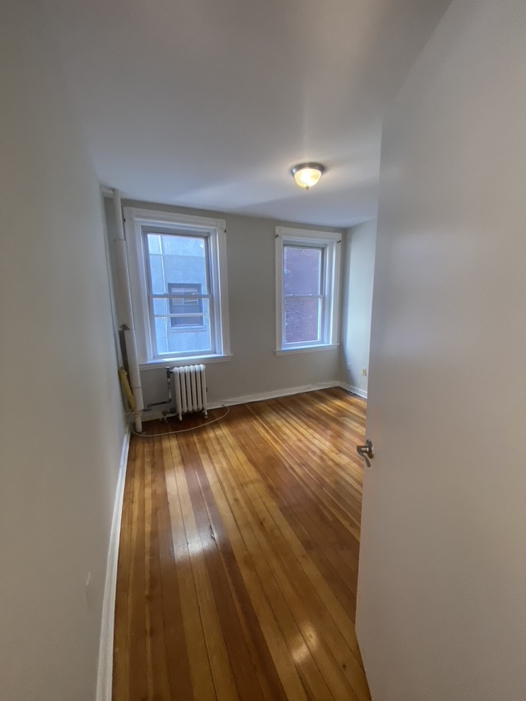 220 Hanover St. - North End