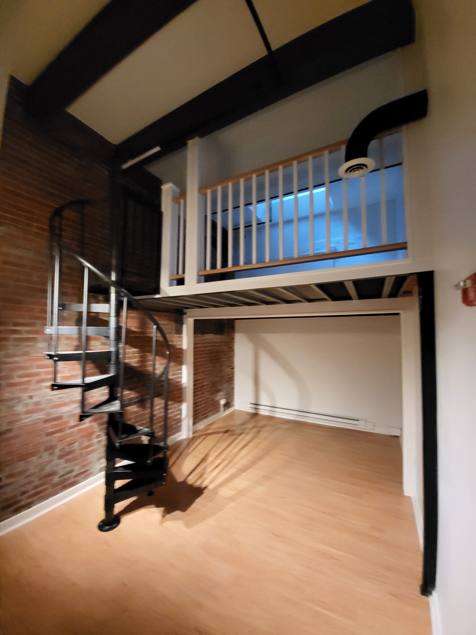 254 Friend St. - North End