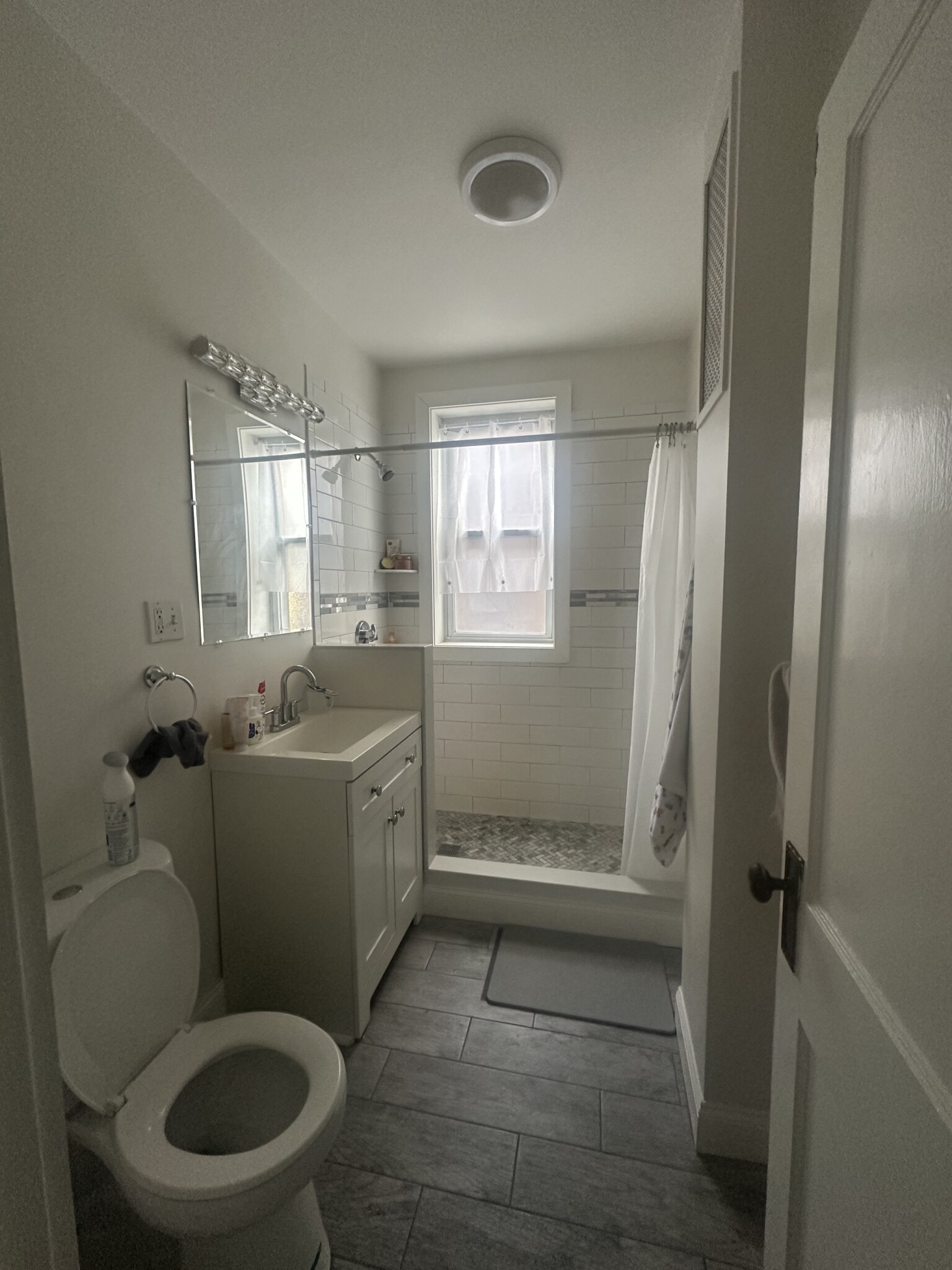1193 Commonwealth Ave. - Allston