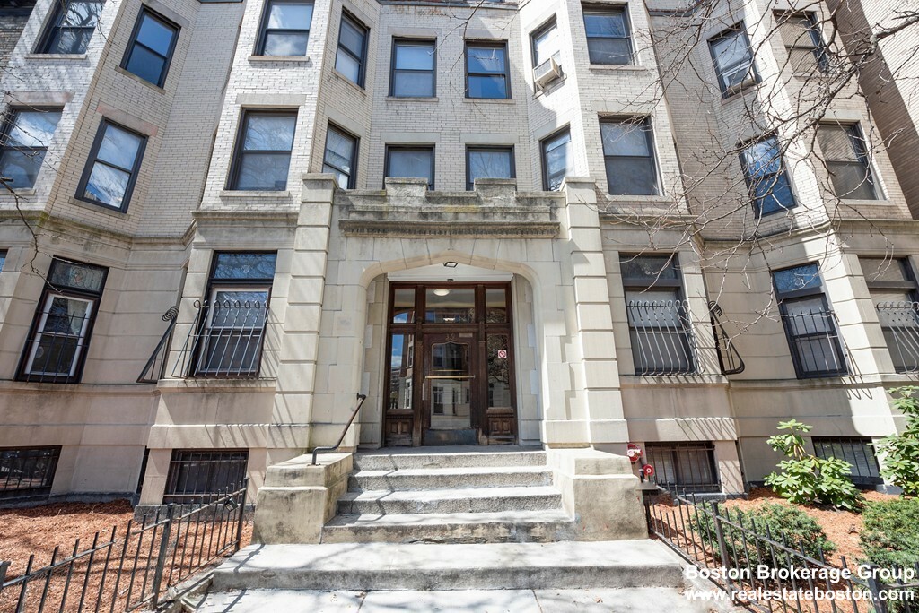 39 Hemenway St. - Fenway