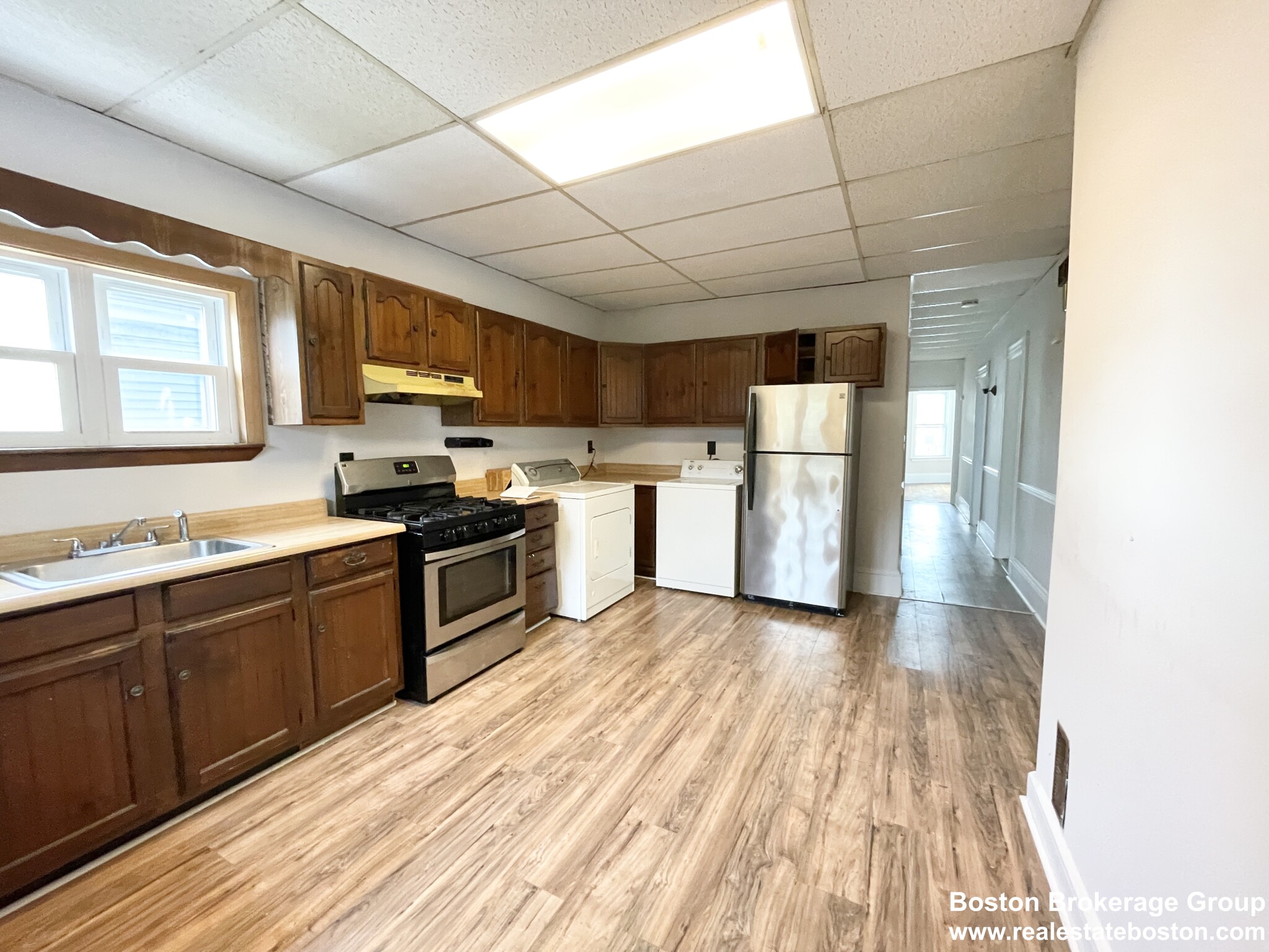 26-28 Harbor View - Dorchester