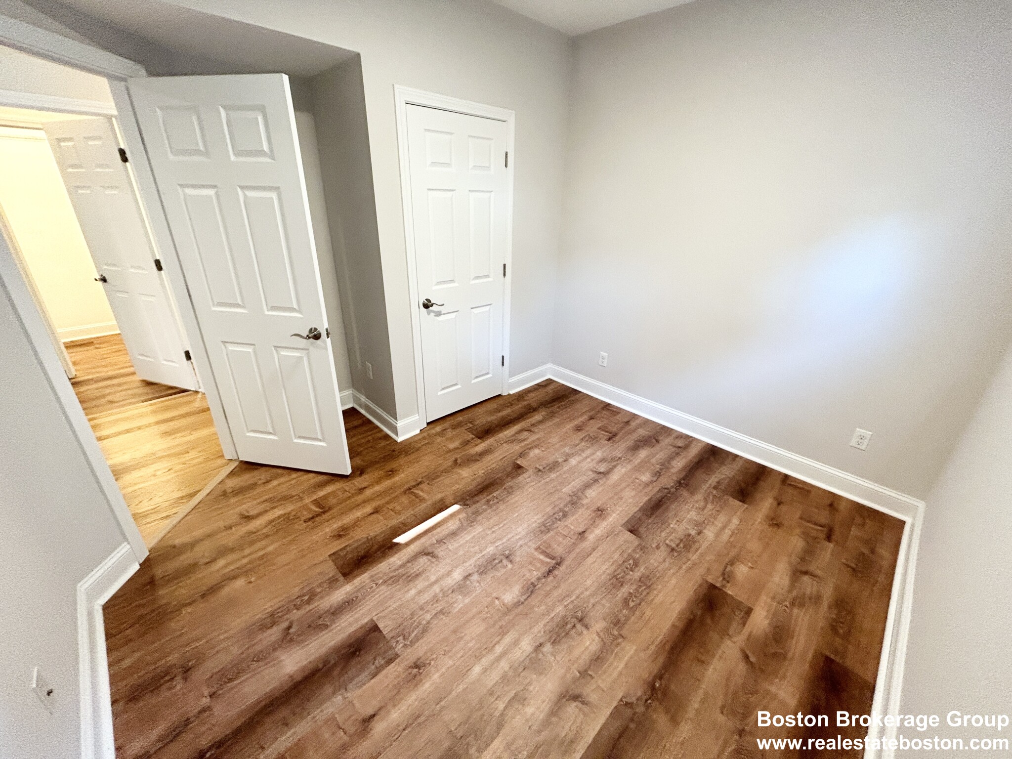 995 Dorchester Ave. - Dorchester