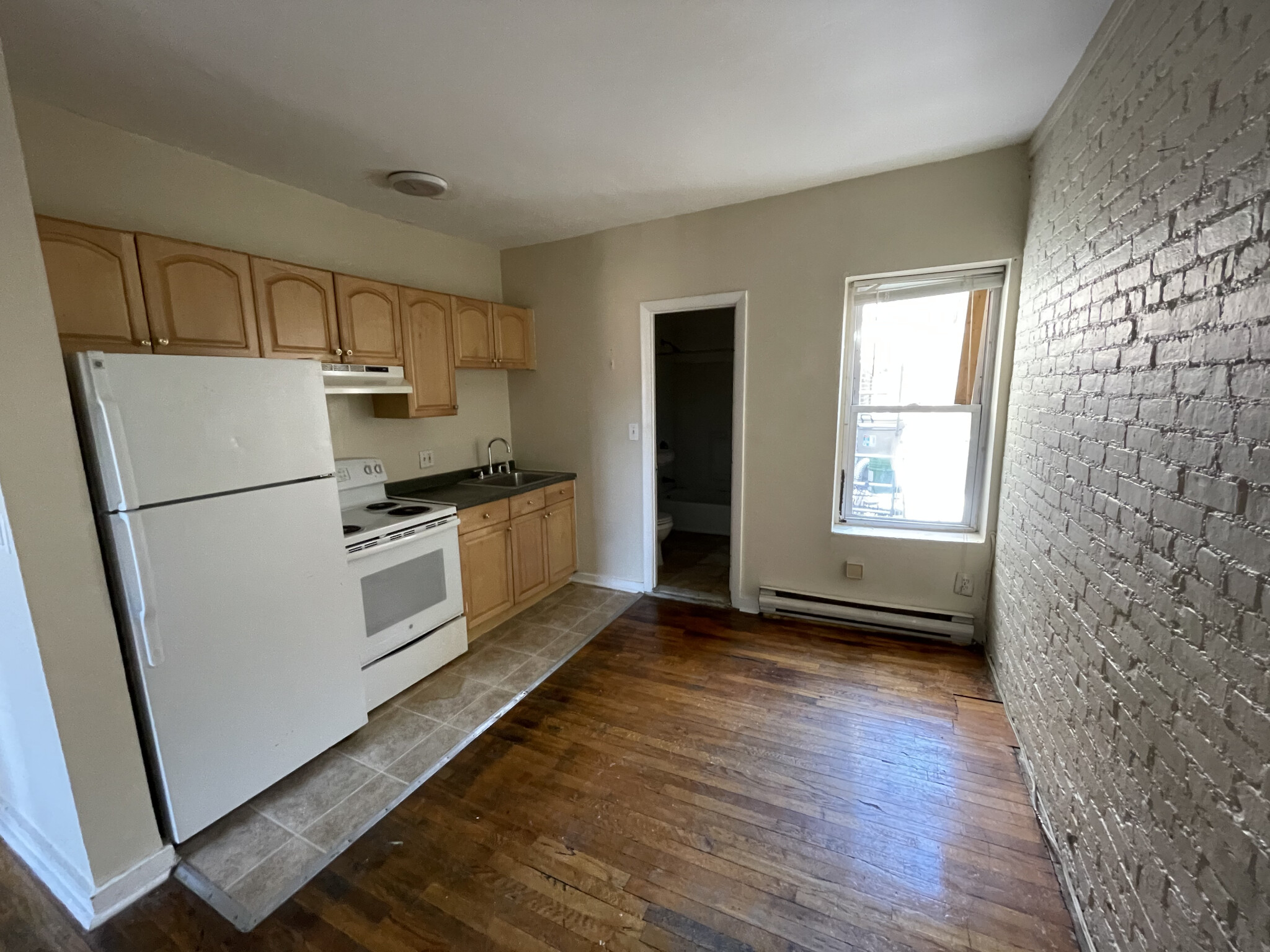 886 Huntington Ave. - Mission Hill
