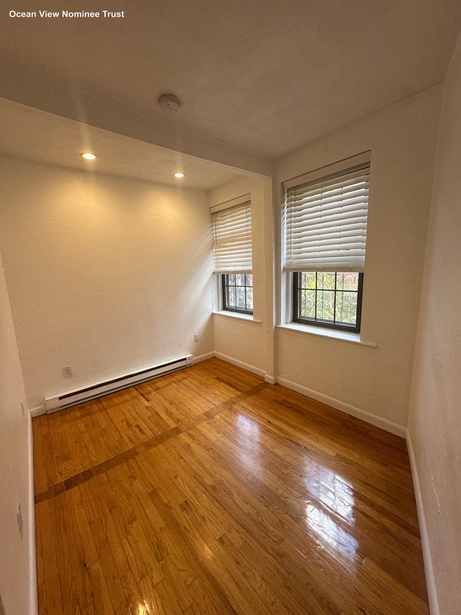 9 Charter St. - North End