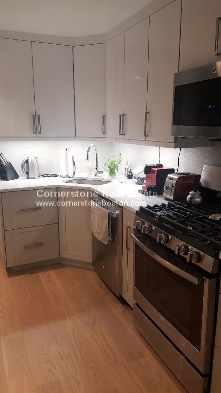 23 Fort Ave. - Fort Hill