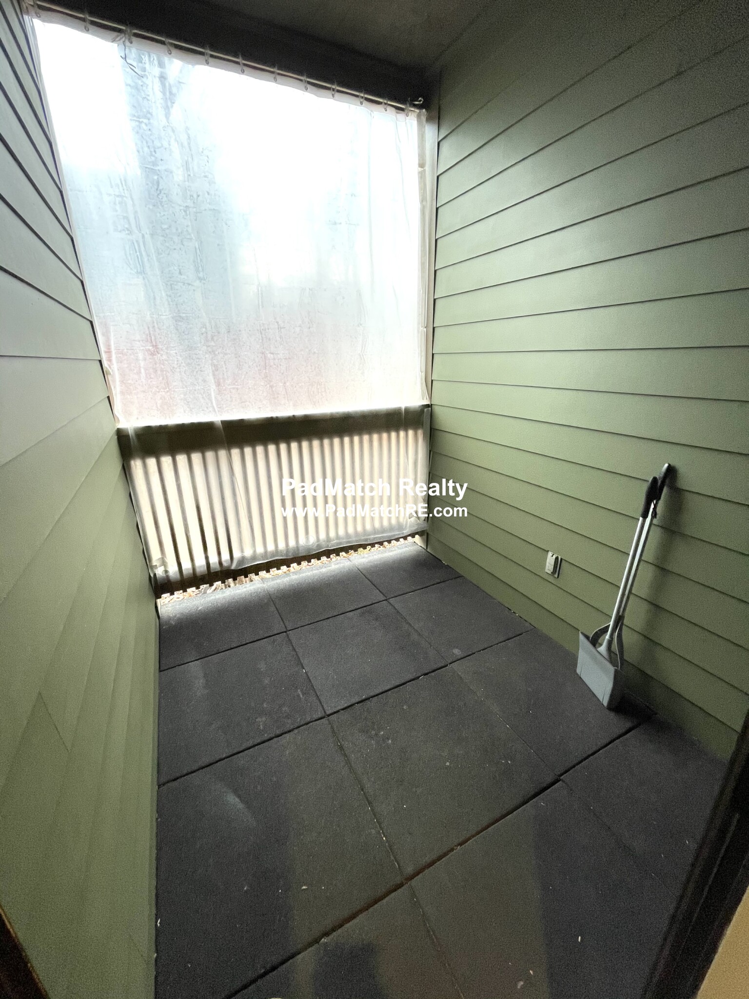 5 Ellis St. - Roxbury