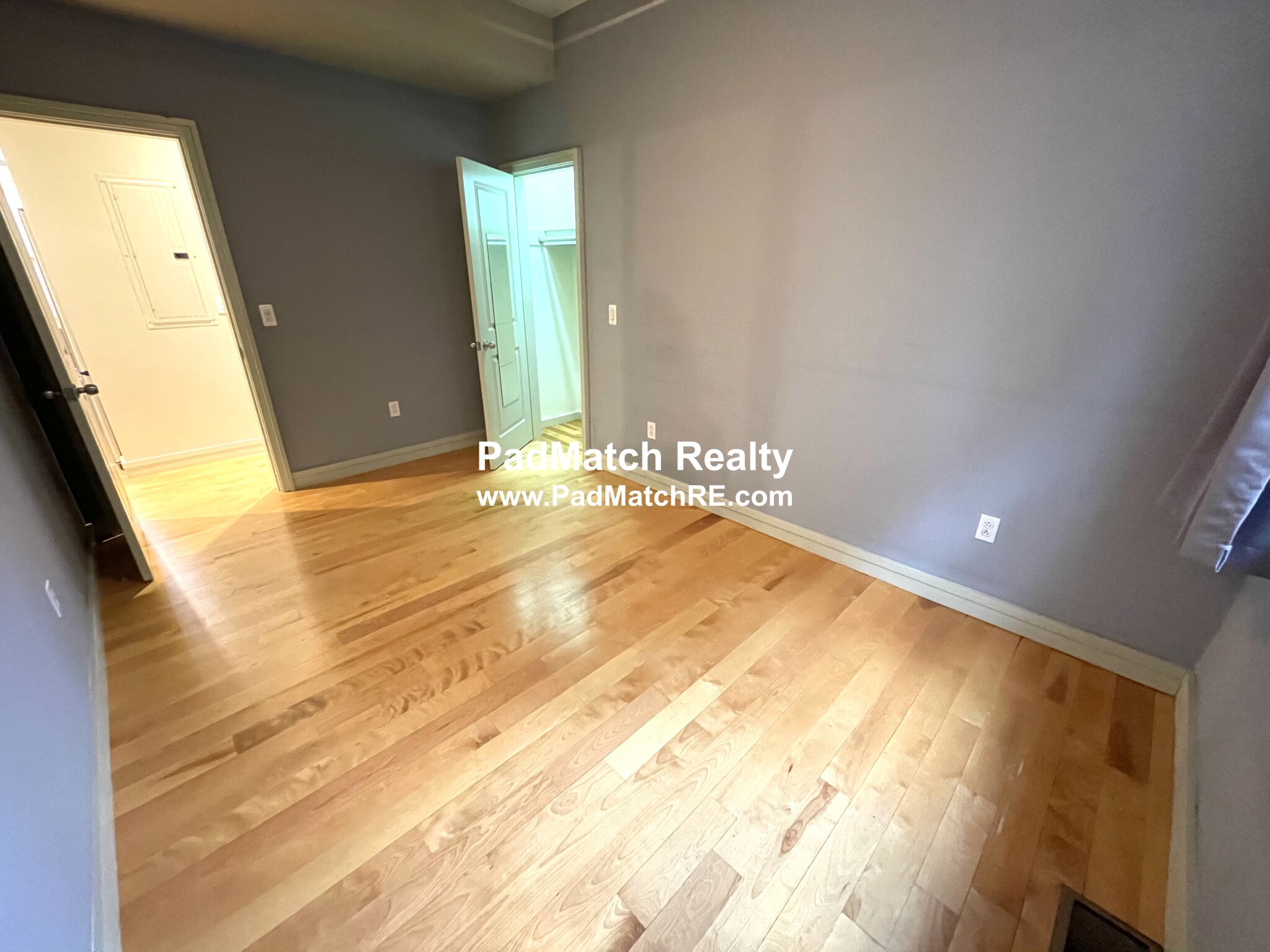 5 Ellis St. - Roxbury