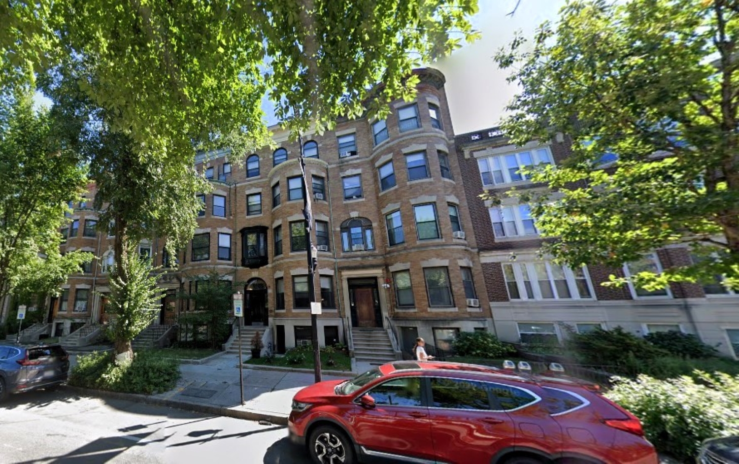 1029 Beacon St. - Longwood