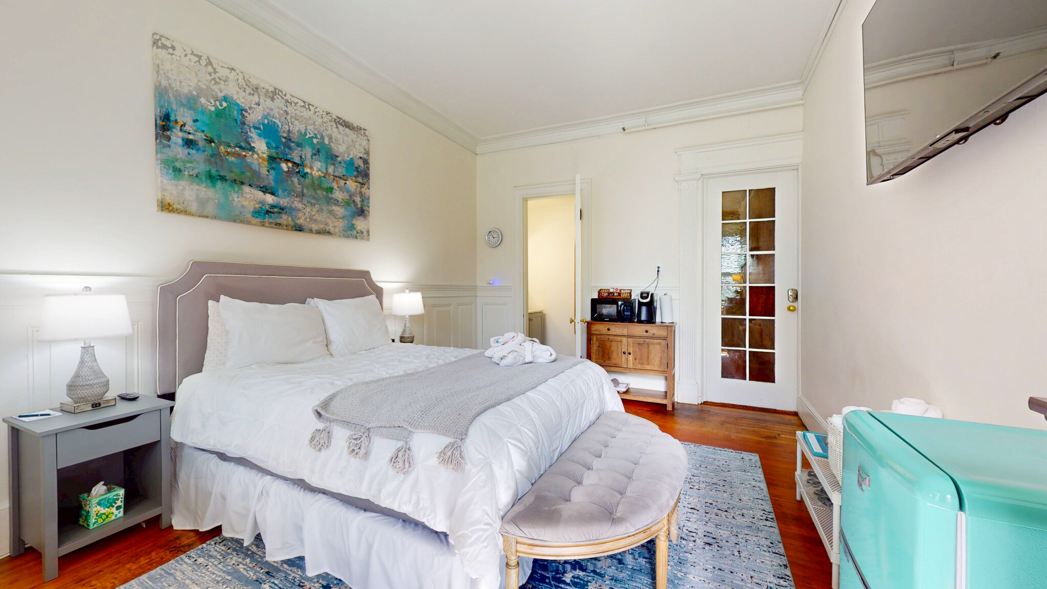 1029 Beacon St. - Longwood