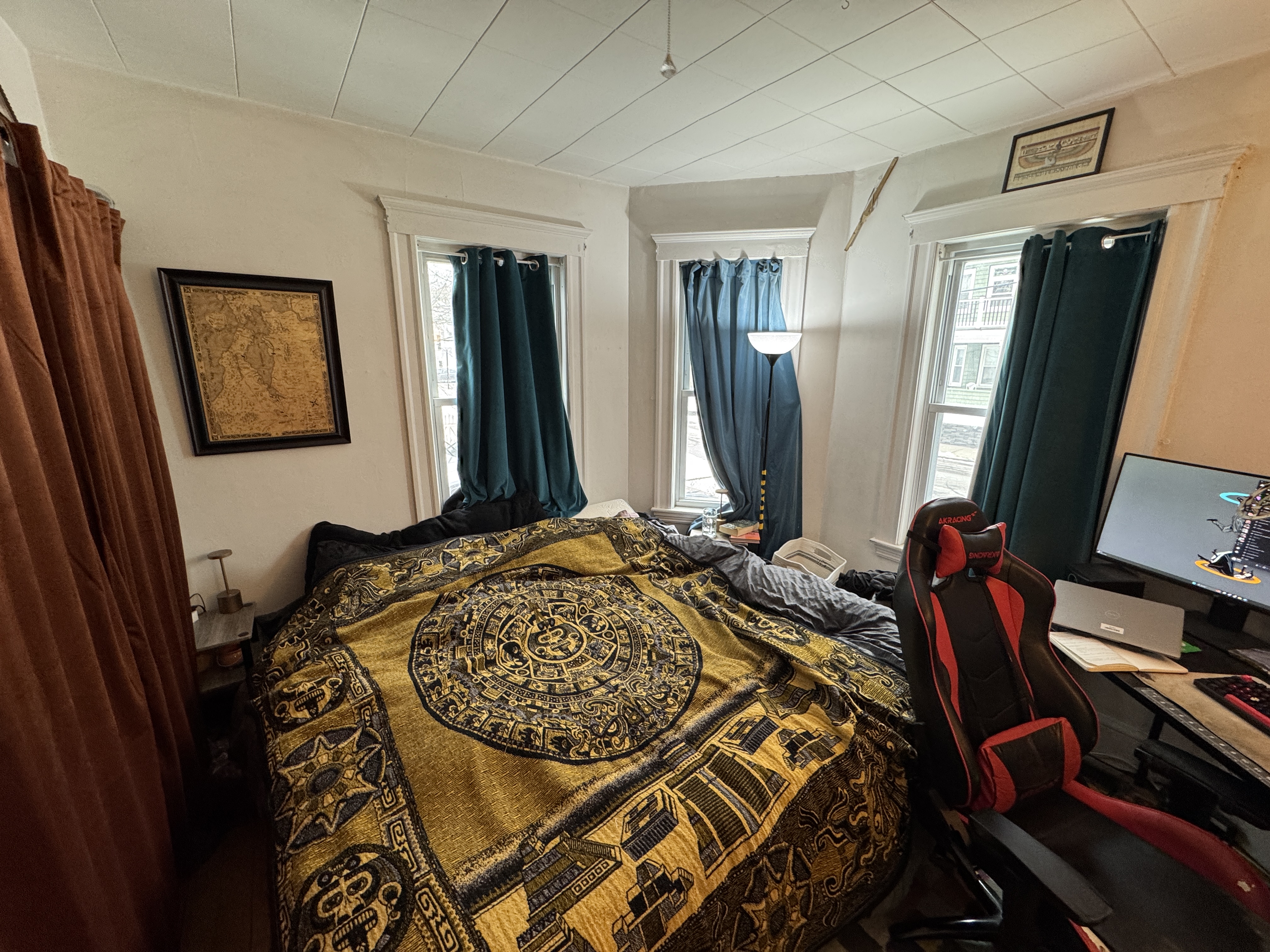 9 Burnham St. - Tufts University