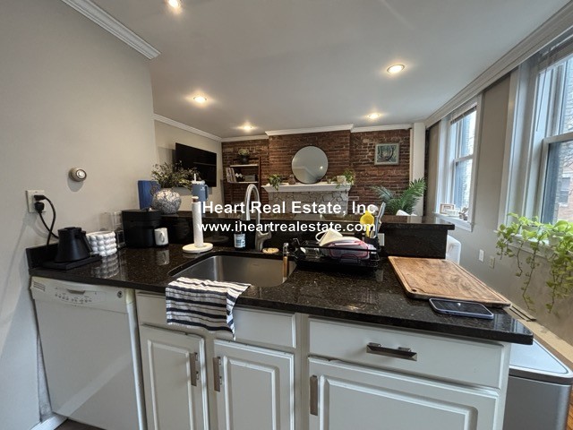 41 Grove - Beacon Hill