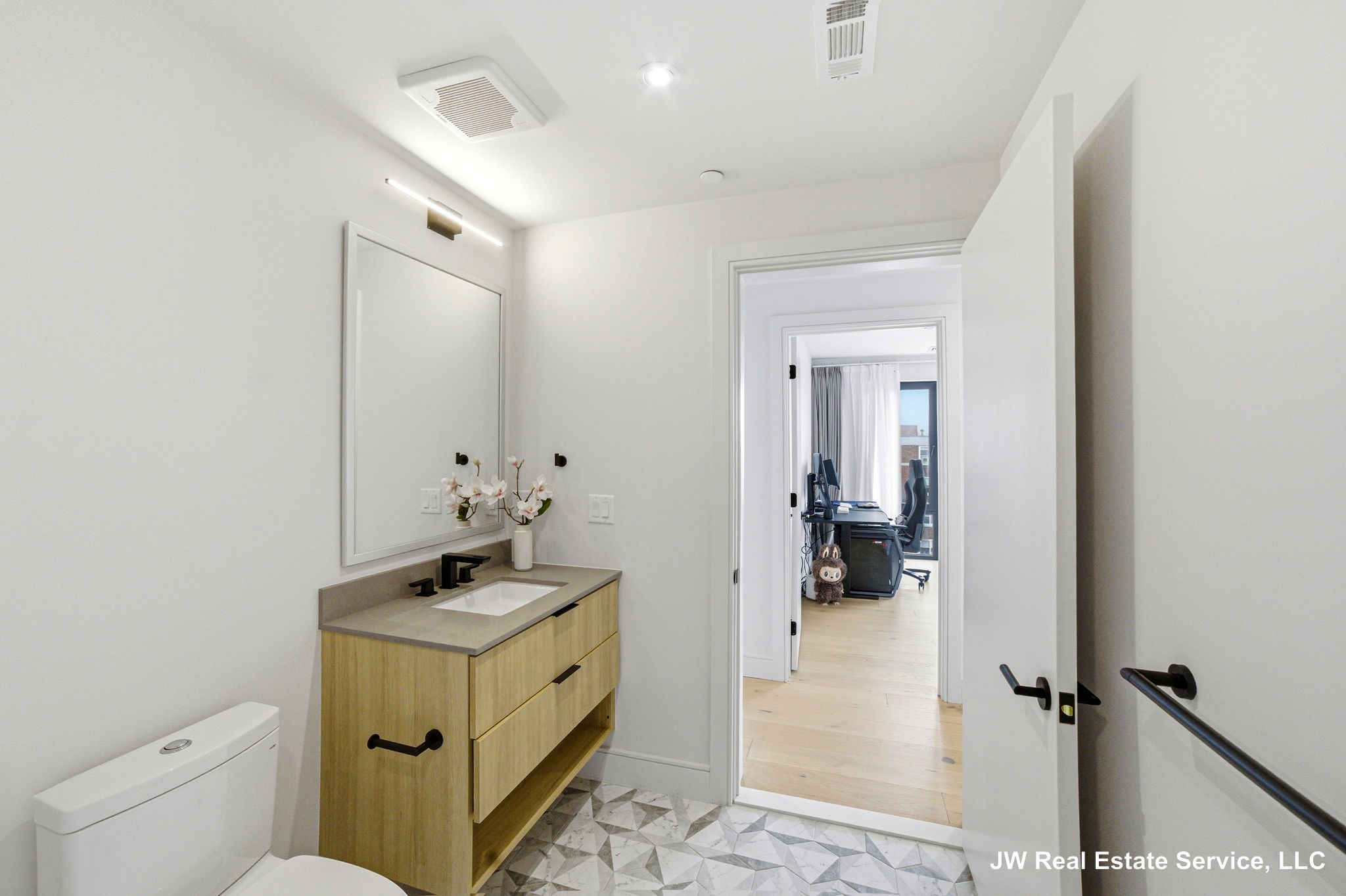 1 nevins hill way - Brighton